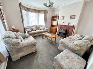 Lounge- click for photo gallery